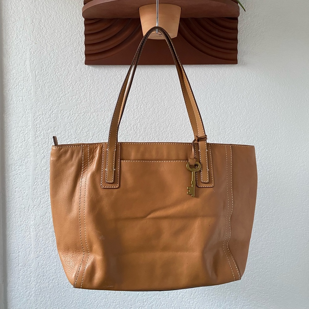Fossil Camel Leather Tote - Picture 2 of 4